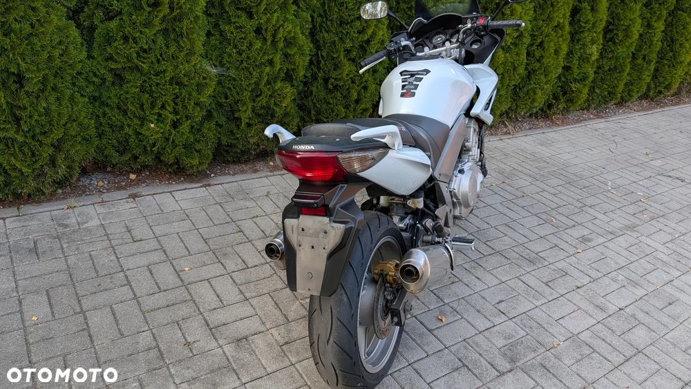Honda CBF - 27