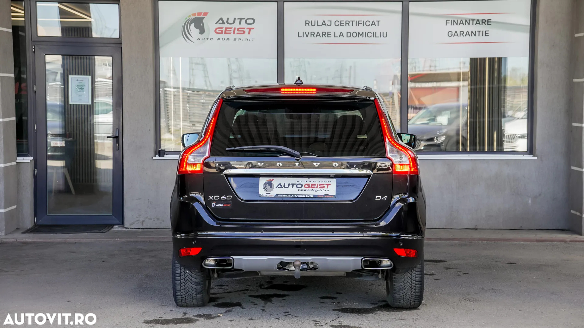 Volvo XC 60 D4 AWD Momentum - 7