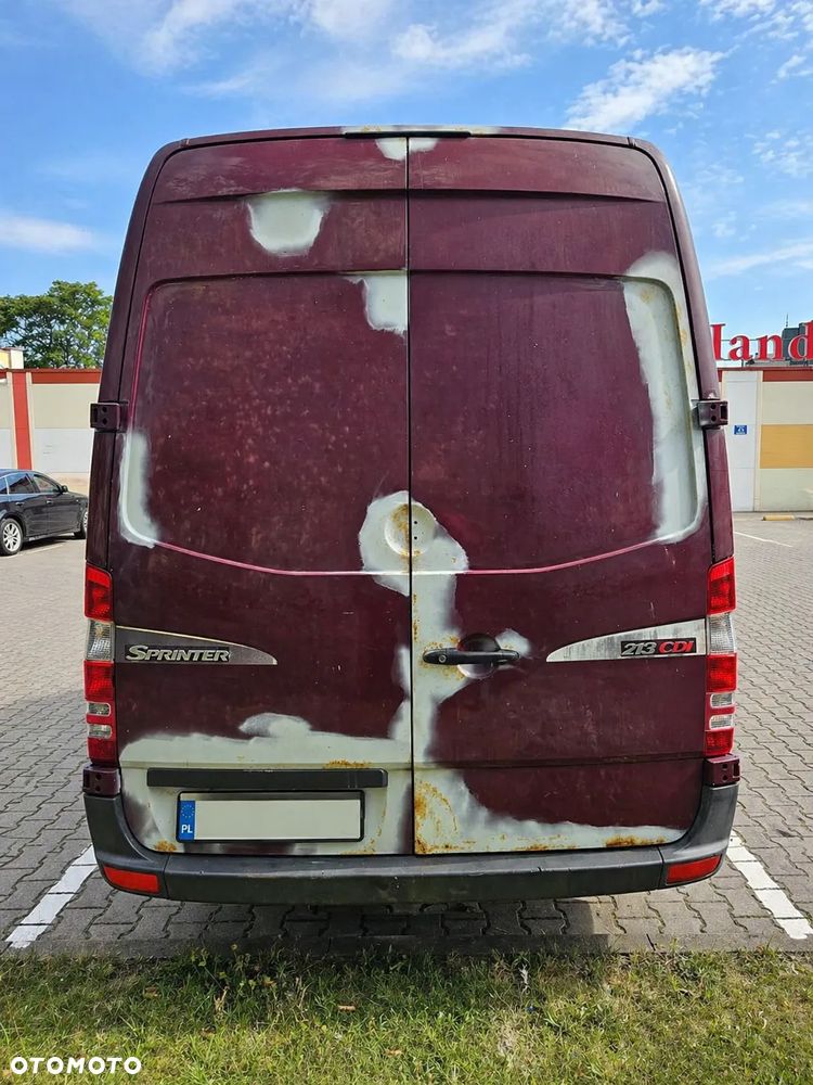 Mercedes-Benz Sprinter - 4
