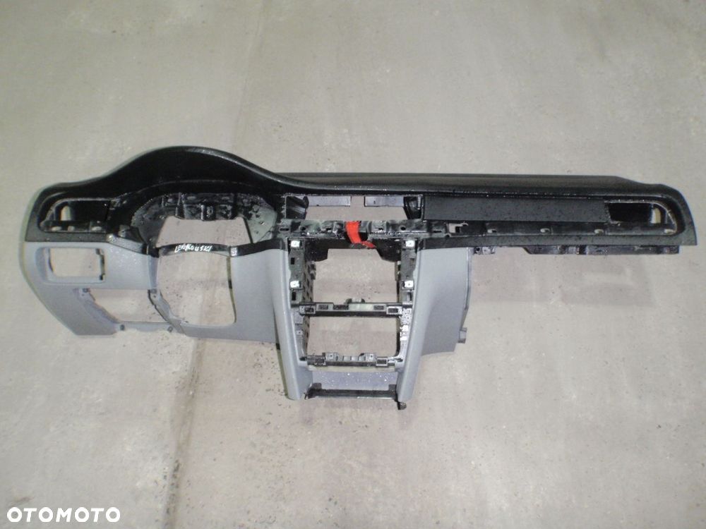 skoda superb 2 ii szara deska konsola poduszki - 5