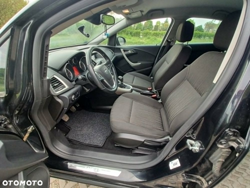 Opel Astra 1.7 CDTI DPF Innovation - 24