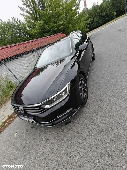 Volkswagen Passat 2.0 TDI SCR Highline DSG - 1