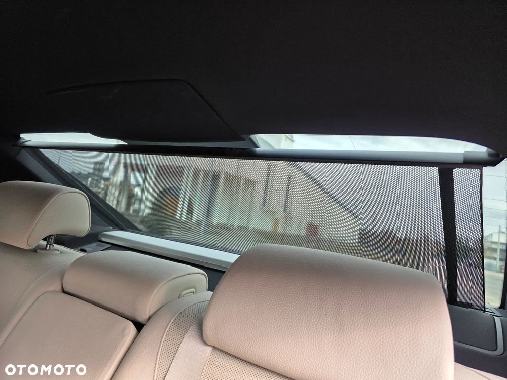 BMW Seria 7 730d xDrive - 23