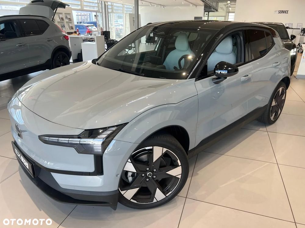 Volvo EX30 Twin Motor Performance AWD Ultra - 1