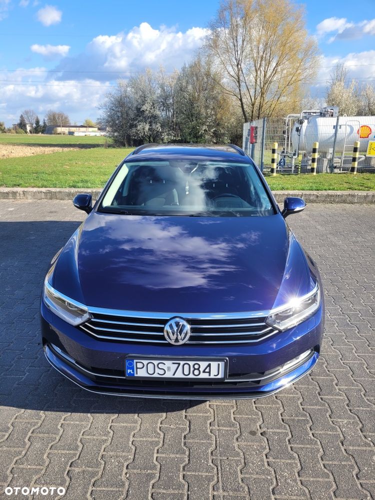 Volkswagen Passat - 2