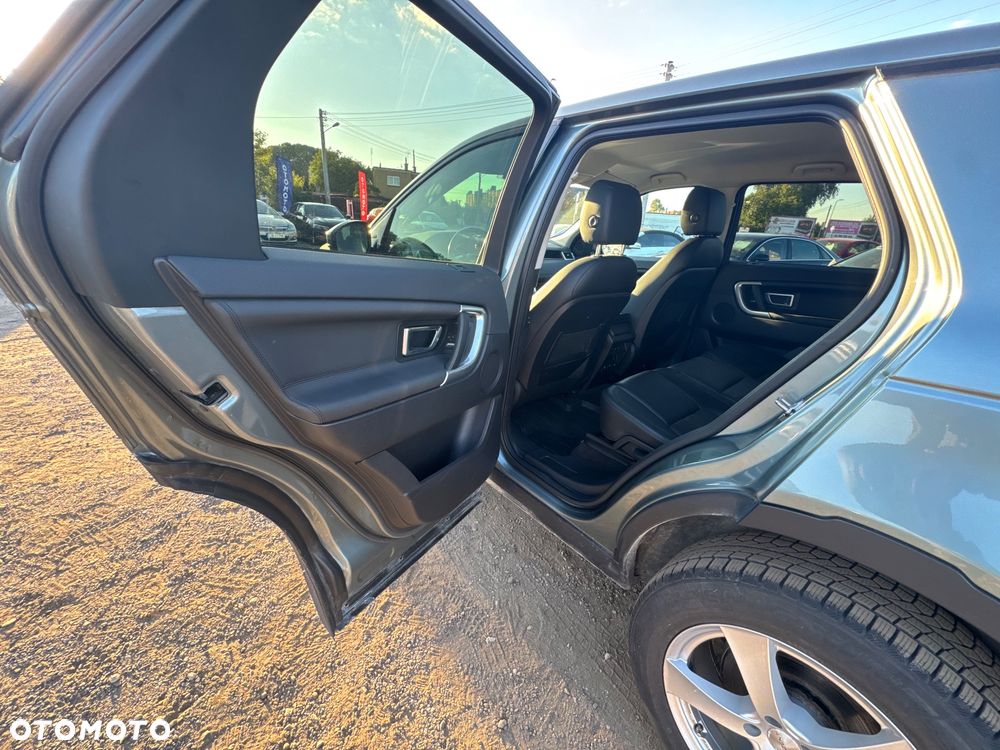 Land Rover Discovery Sport 2.0 TD4 HSE Luxury - 6