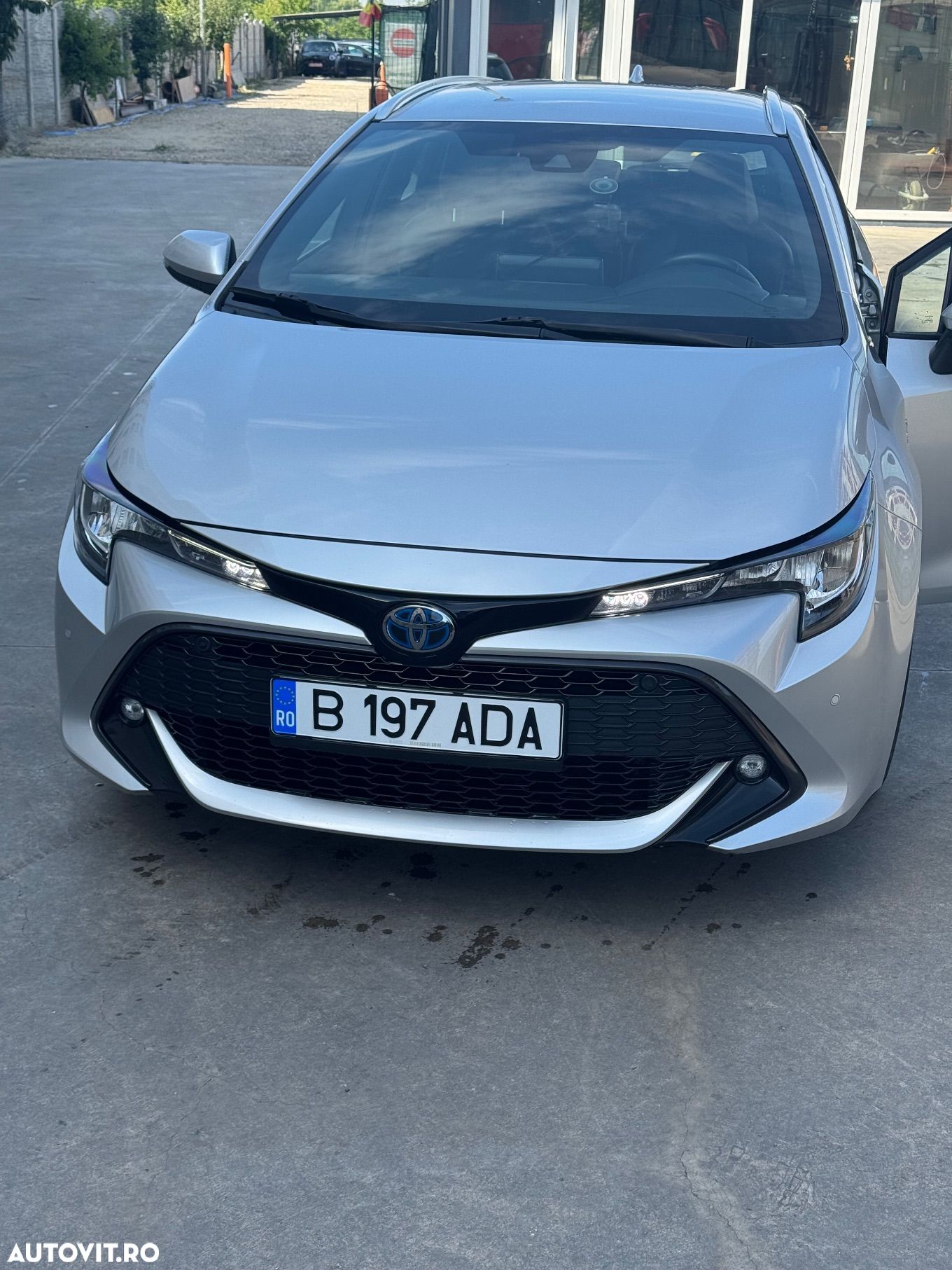 Toyota Corolla 1.8 HSD Exclusive - 1