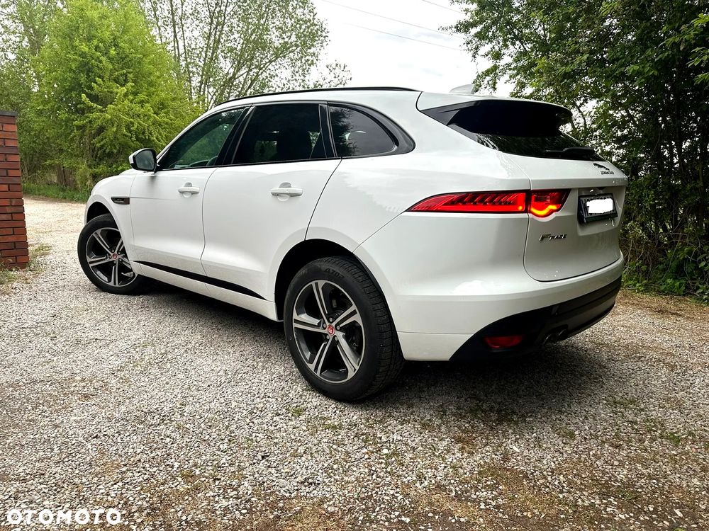 Jaguar F-Pace 2.0 i4D AWD R-Sport - 2