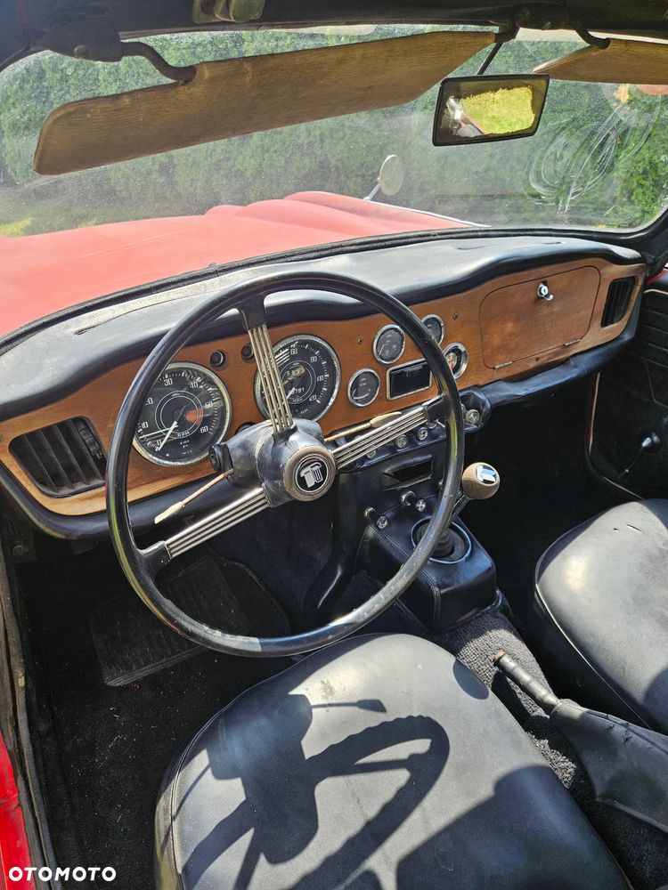 Triumph TR4 - 5