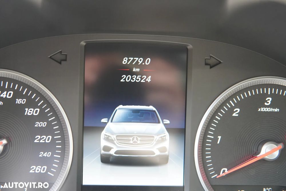 Mercedes-Benz GLC 250 d 4MATIC - 8