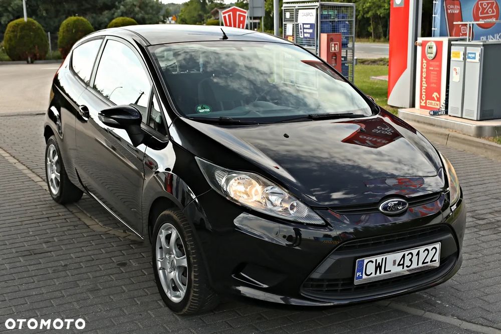 Ford Fiesta 1.25 Trend - 12