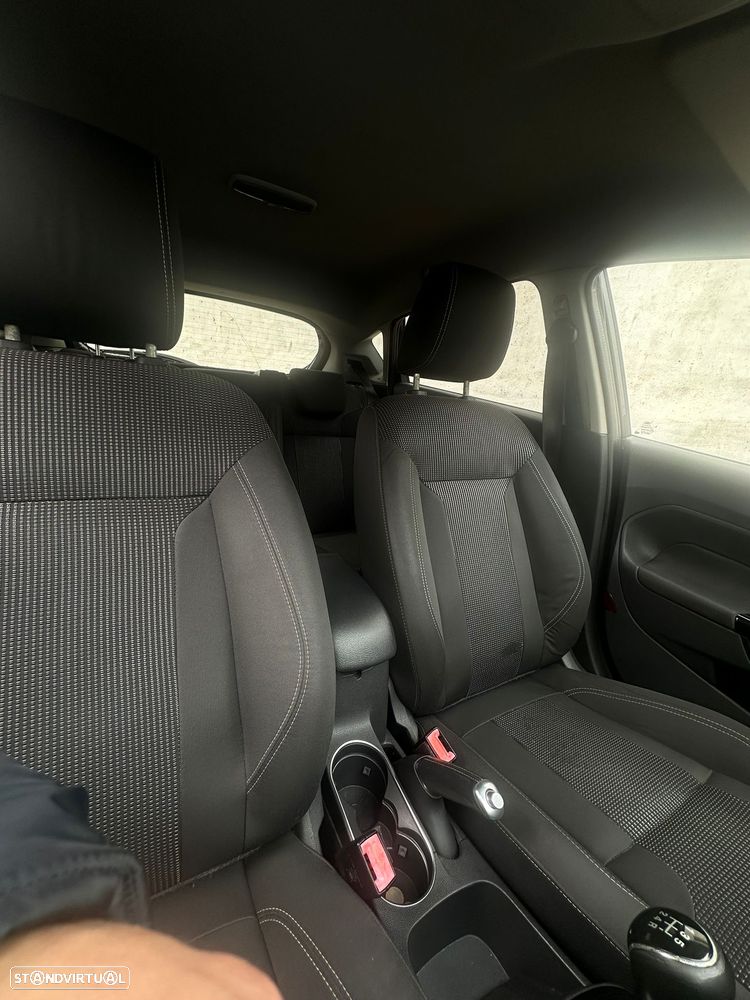 Ford Fiesta 1.5 TDCi Trend - 4