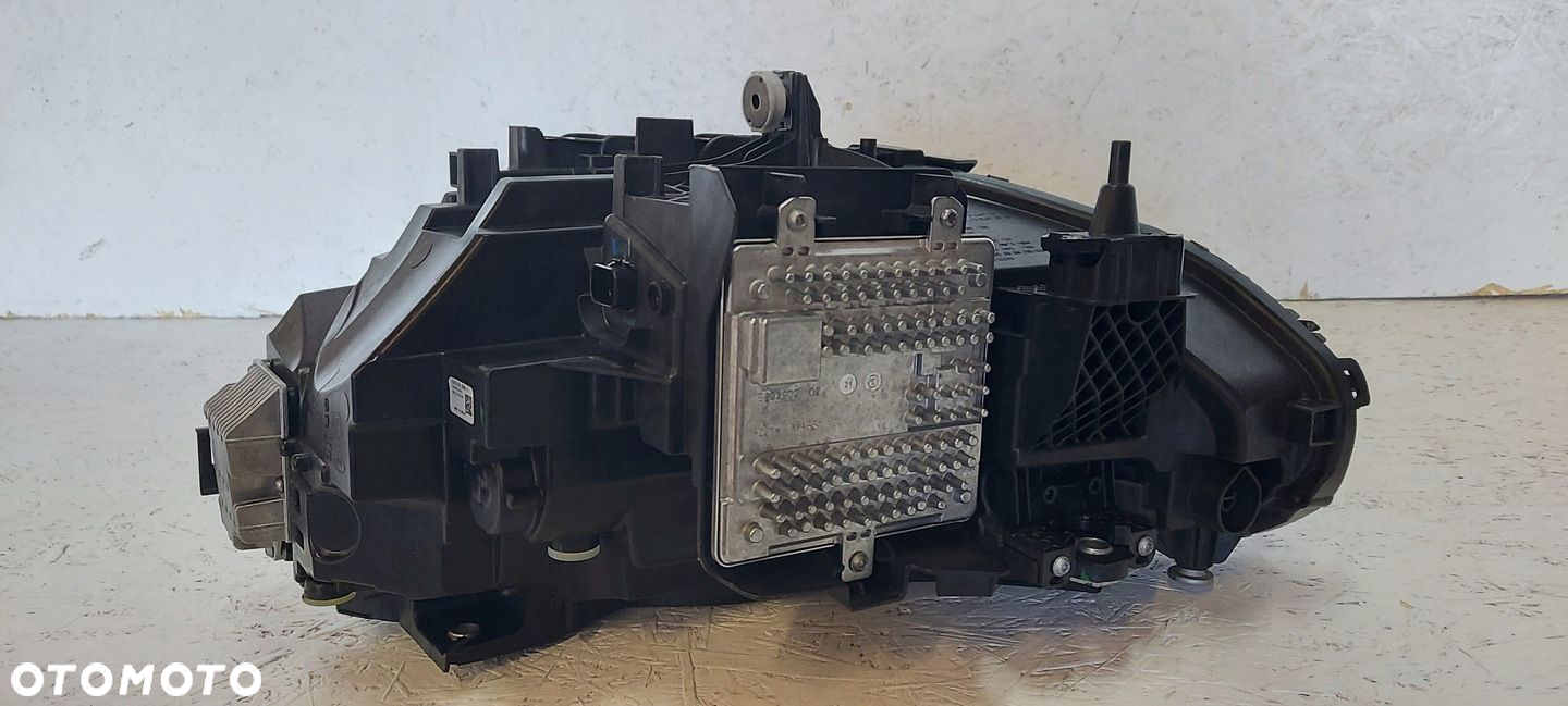 BMW 2 G42 M2 G87 SHADOW LINE LAMPA PRAWA FULL LED 8083636 - 8