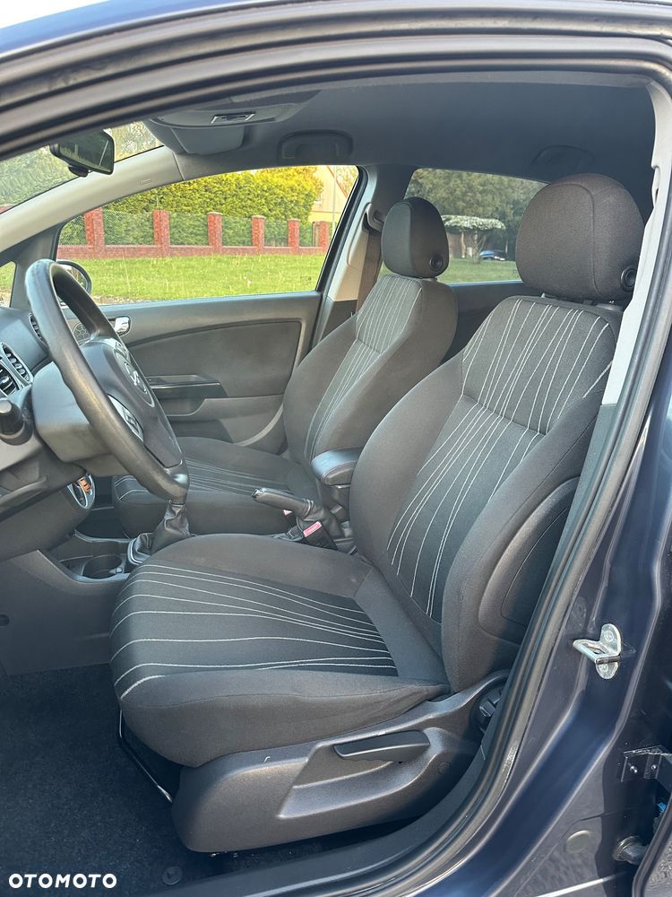 Opel Corsa 1.0 12V Cosmo - 16