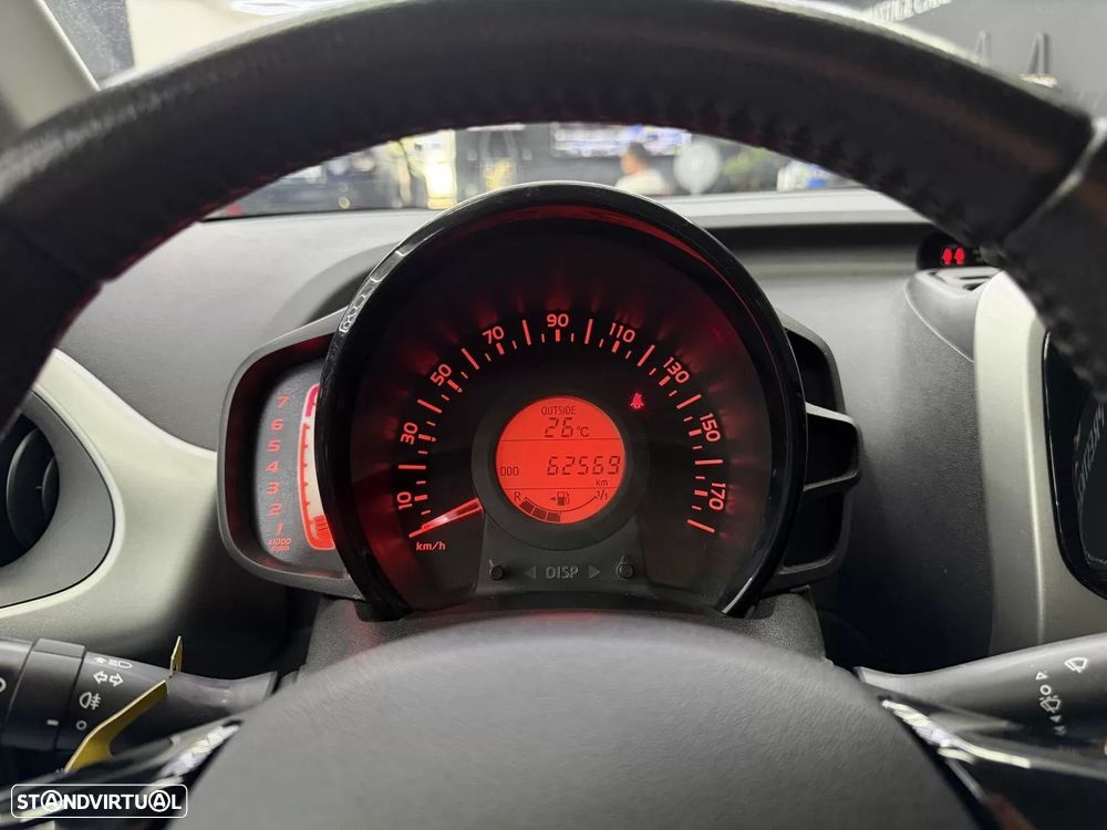 Toyota Aygo 1.0 X-Play+AC - 22