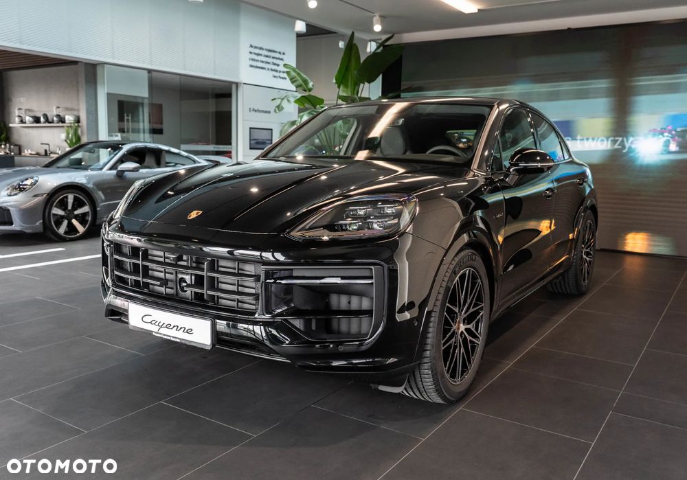 Porsche Cayenne E-Hybrid PHEV - 2