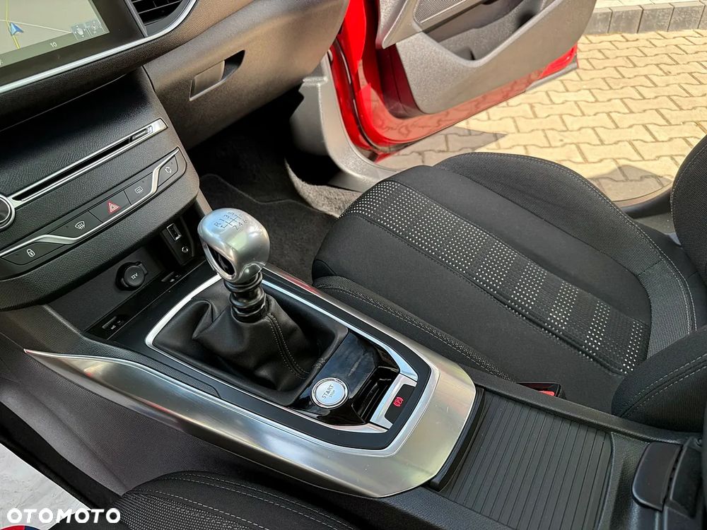 Peugeot 308 BlueHDi 150 Stop & Start Allure - 36