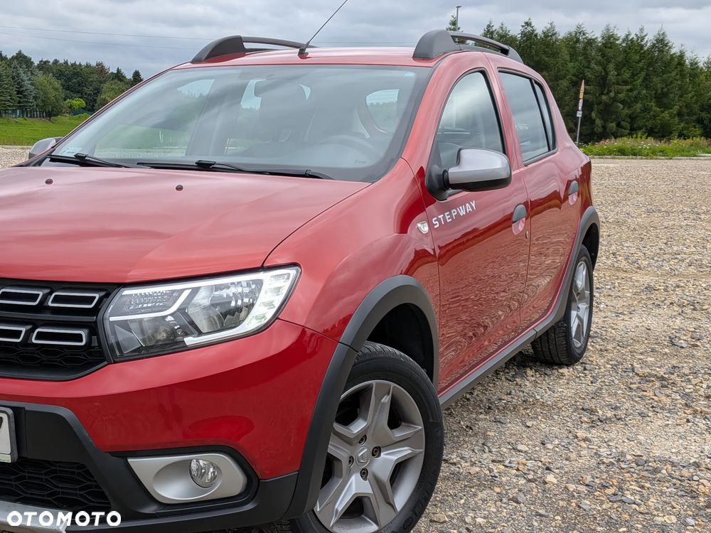 Dacia Sandero 0.9 TCe Laureate S&S EU6 - 13