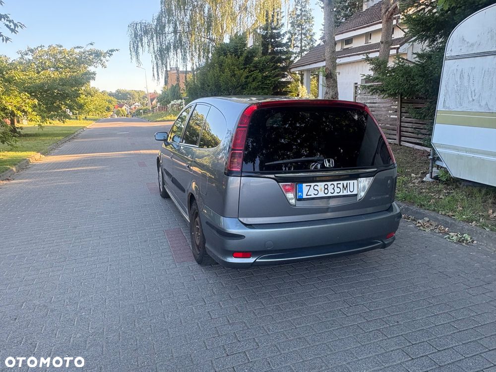 Honda Stream 2.0i ES - 8