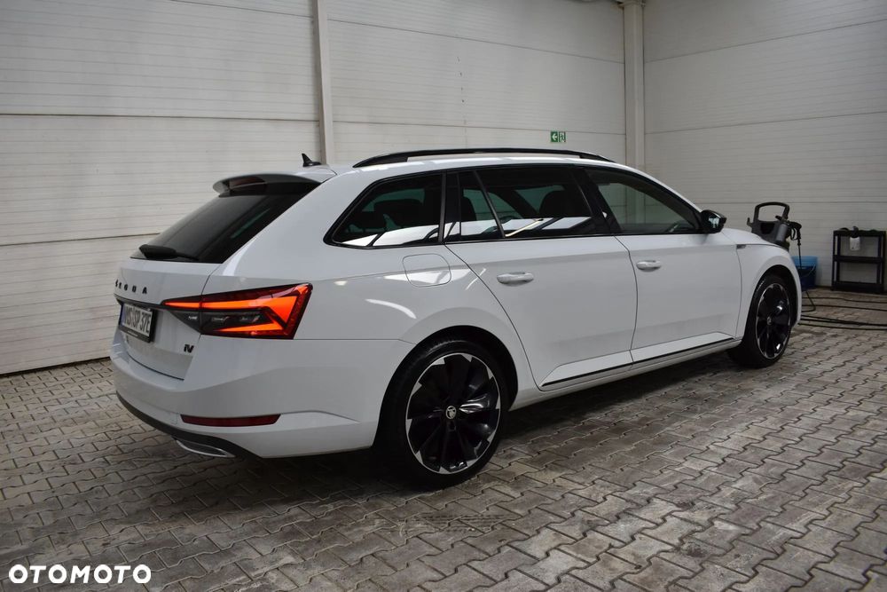 Skoda Superb 1.4 TSI Plug-In Hybrid Sportline DSG - 8