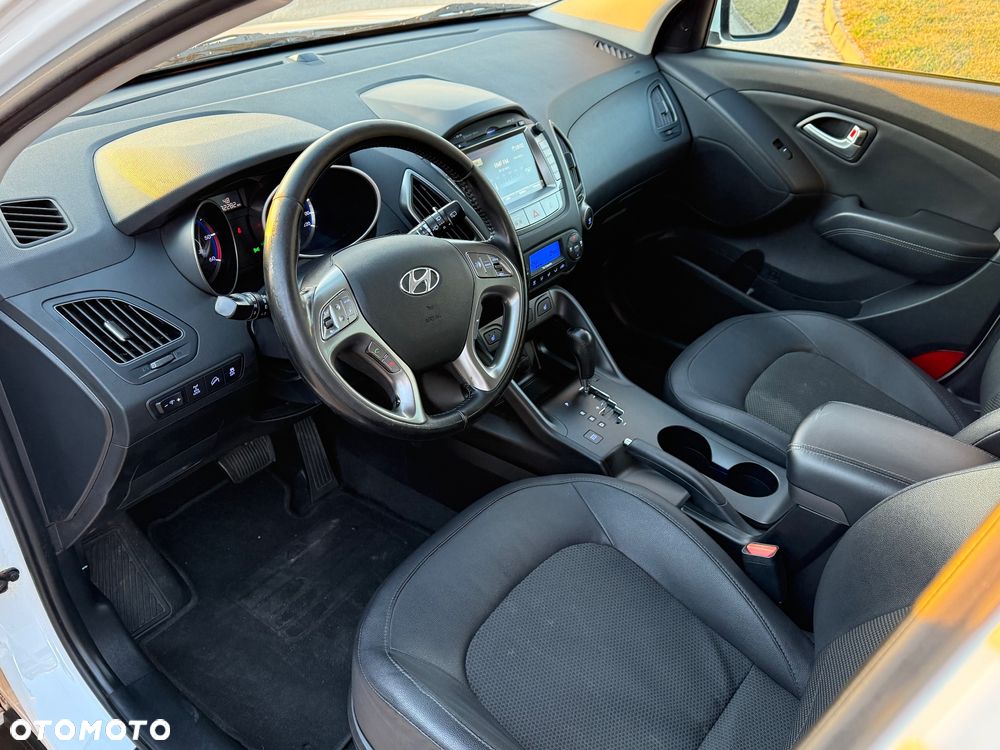 Hyundai ix35 2.0 CRDi 4WD Automatik Premium - 17