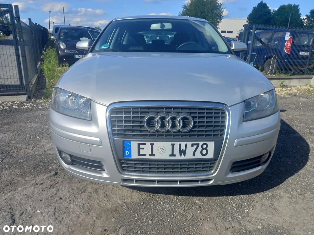 Audi A3 Sportback 1.6 Attraction - 1