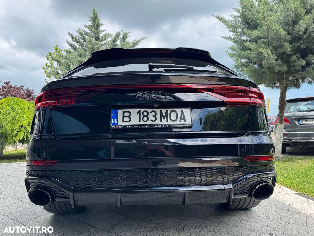 Audi RS Q8 - 5