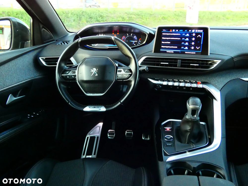 Peugeot 3008 1.5 BlueHDi Allure S&S - 16