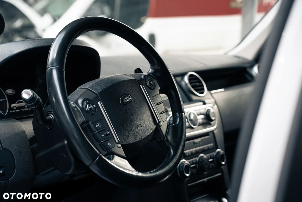 Land Rover Discovery IV 3.0 SD V6 HSE EU6 - 14