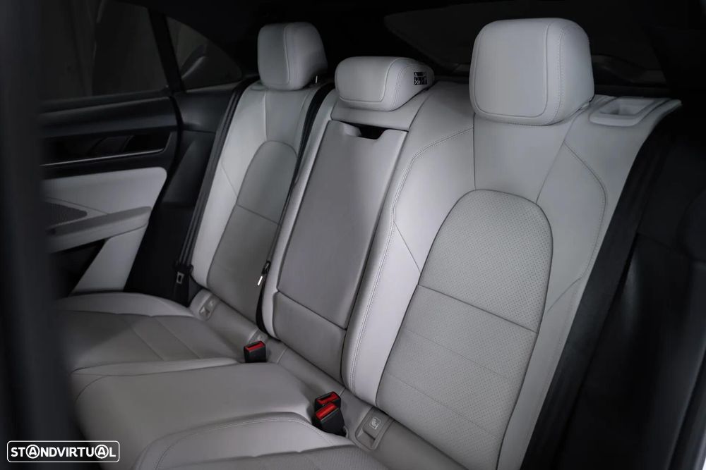 Porsche Macan Electric - 50
