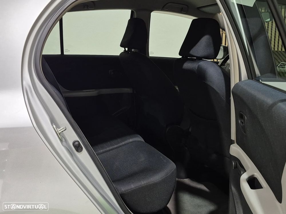 Toyota Yaris 1.0 VVT-i AC - 14