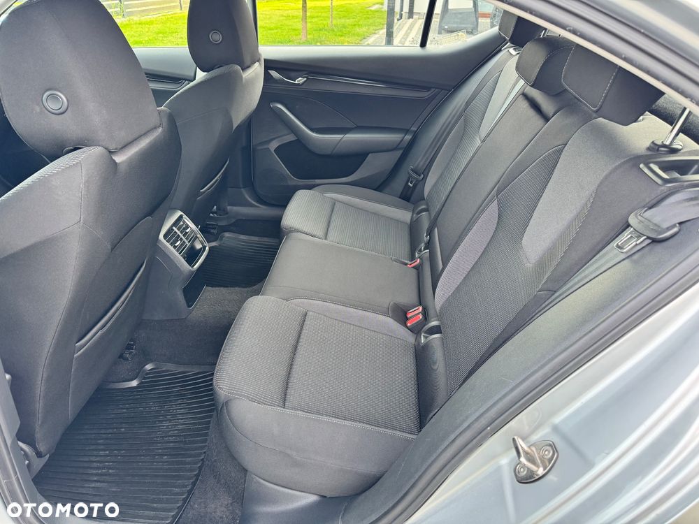 Skoda Octavia 1.5 TSI ACT Ambition - 12