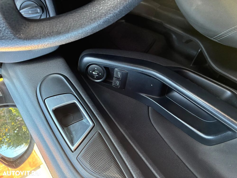 Ford Fiesta - 16