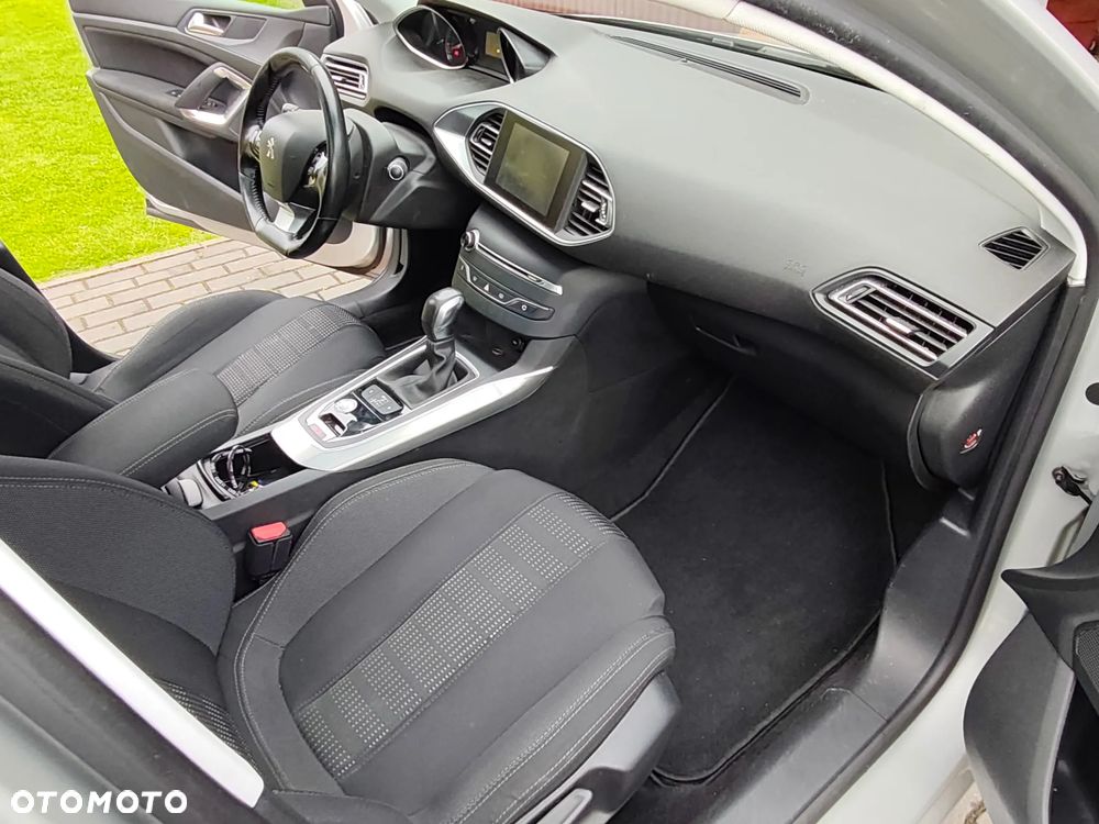Peugeot 308 BlueHDi 150 Automatik Stop & Start Allure - 13