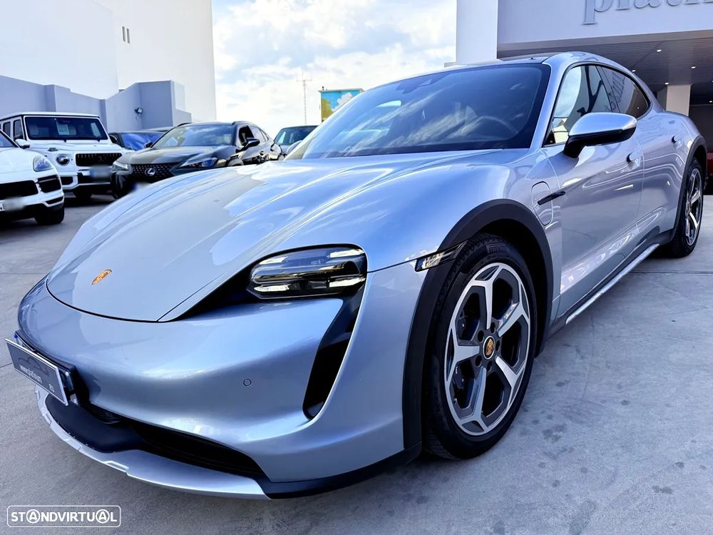 Porsche Taycan Cross Turismo 4 - 57