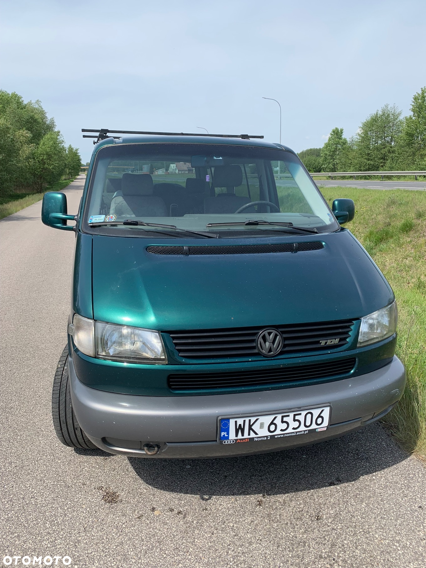 Volkswagen Multivan - 12