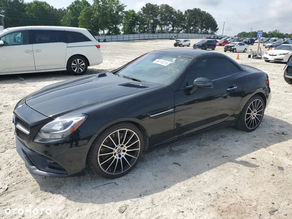 Mercedes-Benz SLC 300 9G-Tronic