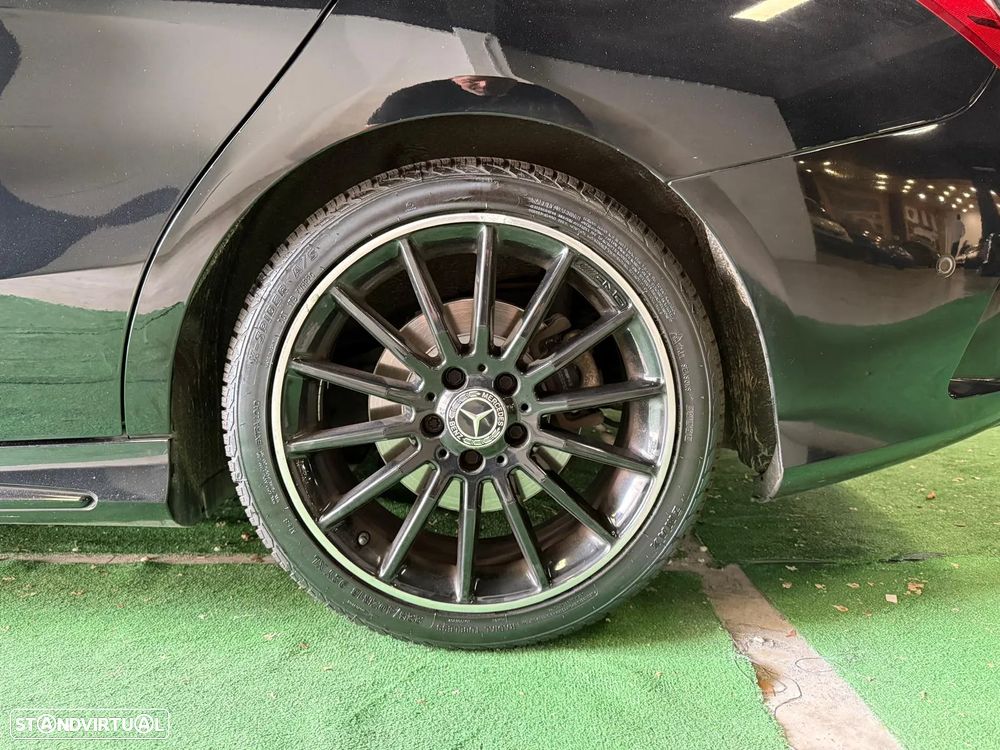 Mercedes-Benz CLA 180 - 4