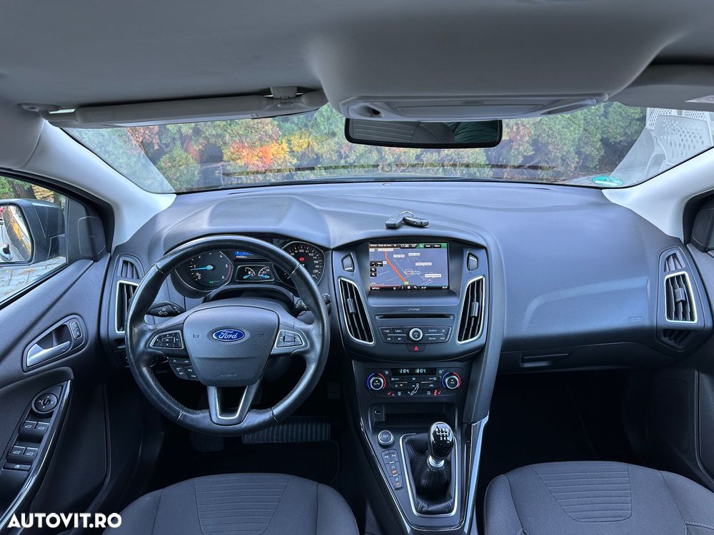 Ford Focus 2.0 EcoBlue Start-Stopp-System TITANIUM - 7