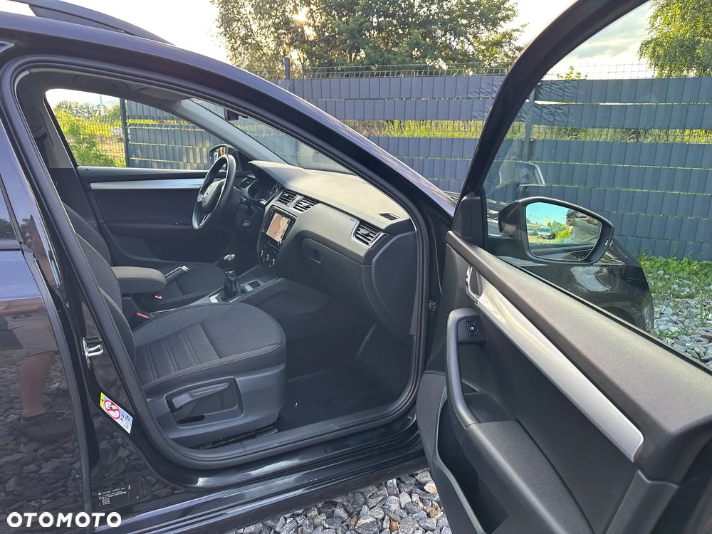 Skoda Octavia 2.0 TDI Sport Edition - 31