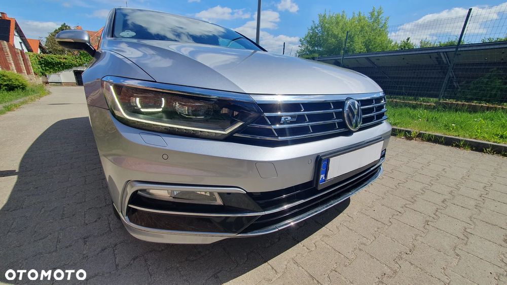 Volkswagen Passat - 8