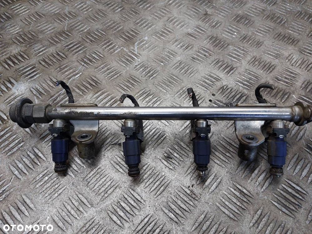 LISTWA WTRYSKOWA KIA CEED I 1.6 16V 35310-2B000 - 3