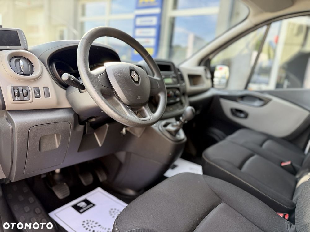 Renault Trafic - 9