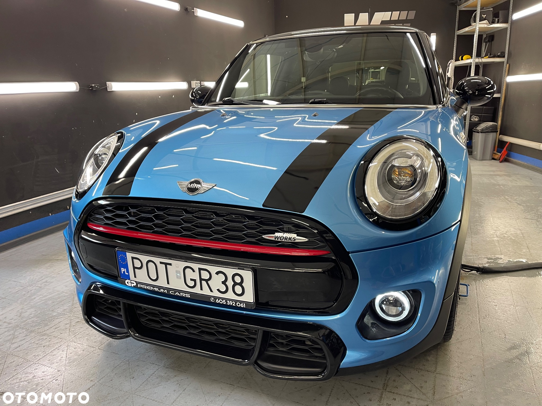 MINI Cooper John Works Trim - 4