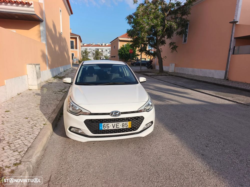 Hyundai i20 1.1 CRDi Access+Bluetooth - 3
