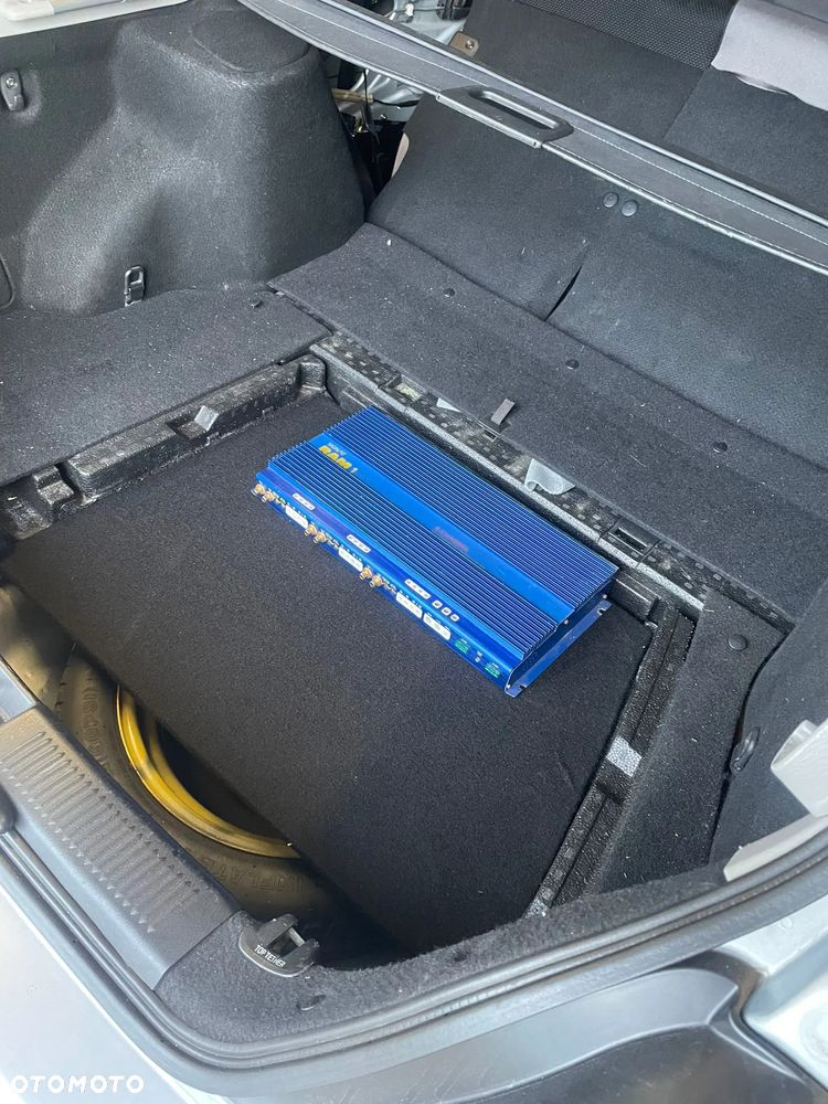 Subaru Impreza - 12