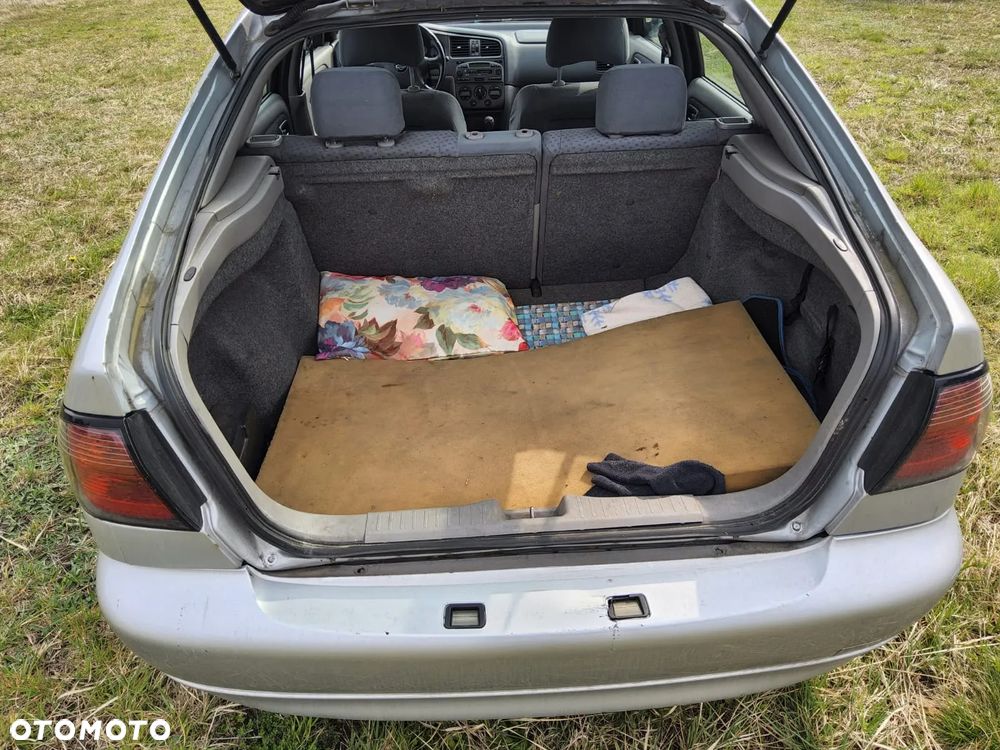 Nissan Primera 1.8 Comfort High - 3