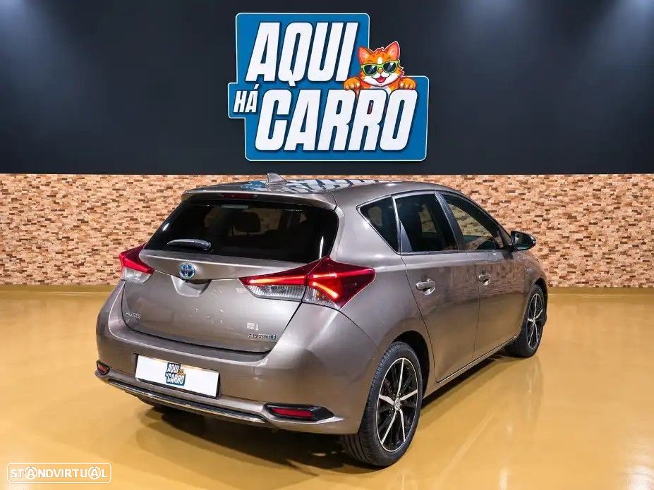 Toyota Auris 1.8 HSD Square Collection - 7