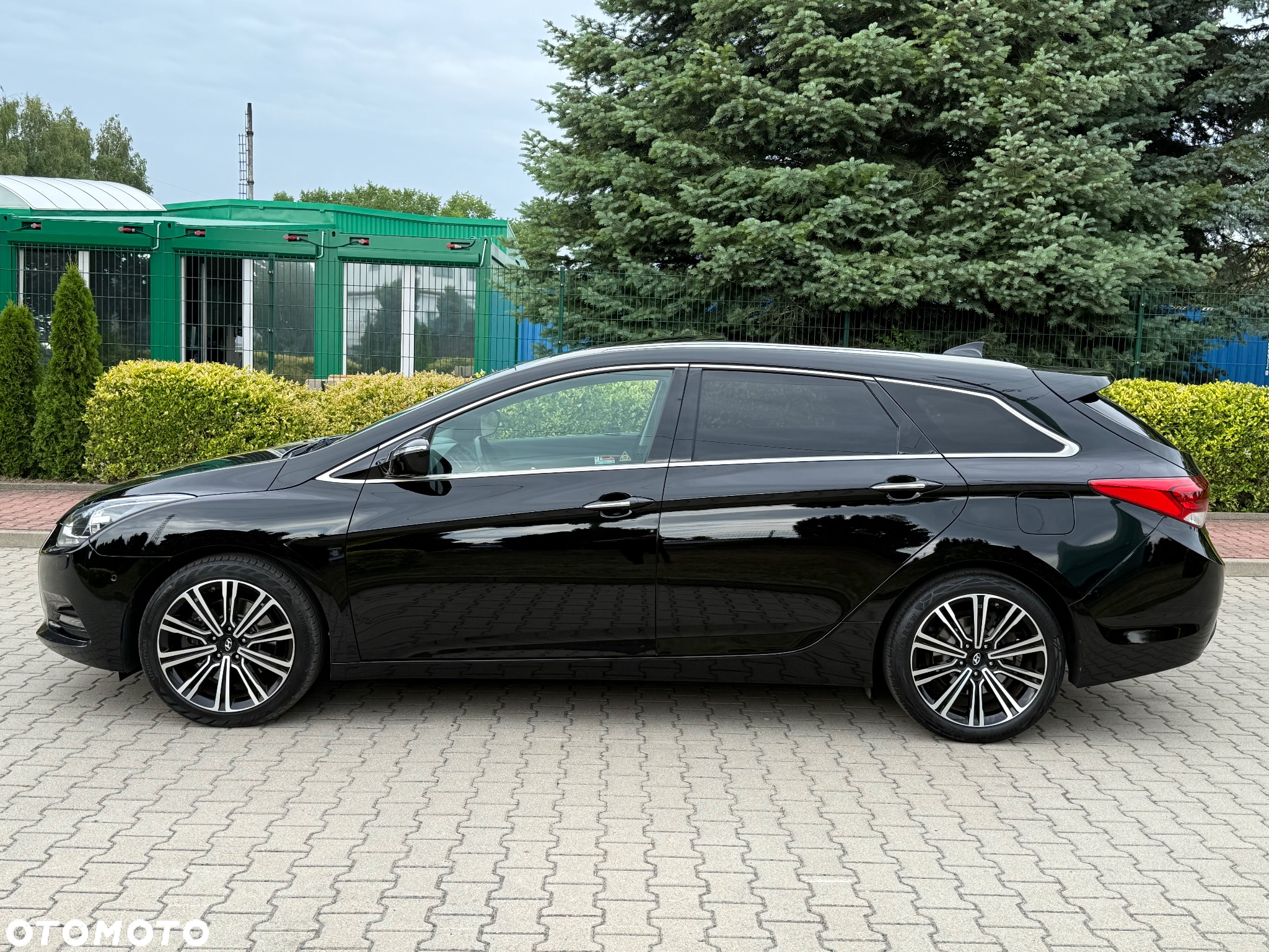 Hyundai i40 Kombi 1.7 CRDi Premium - 11