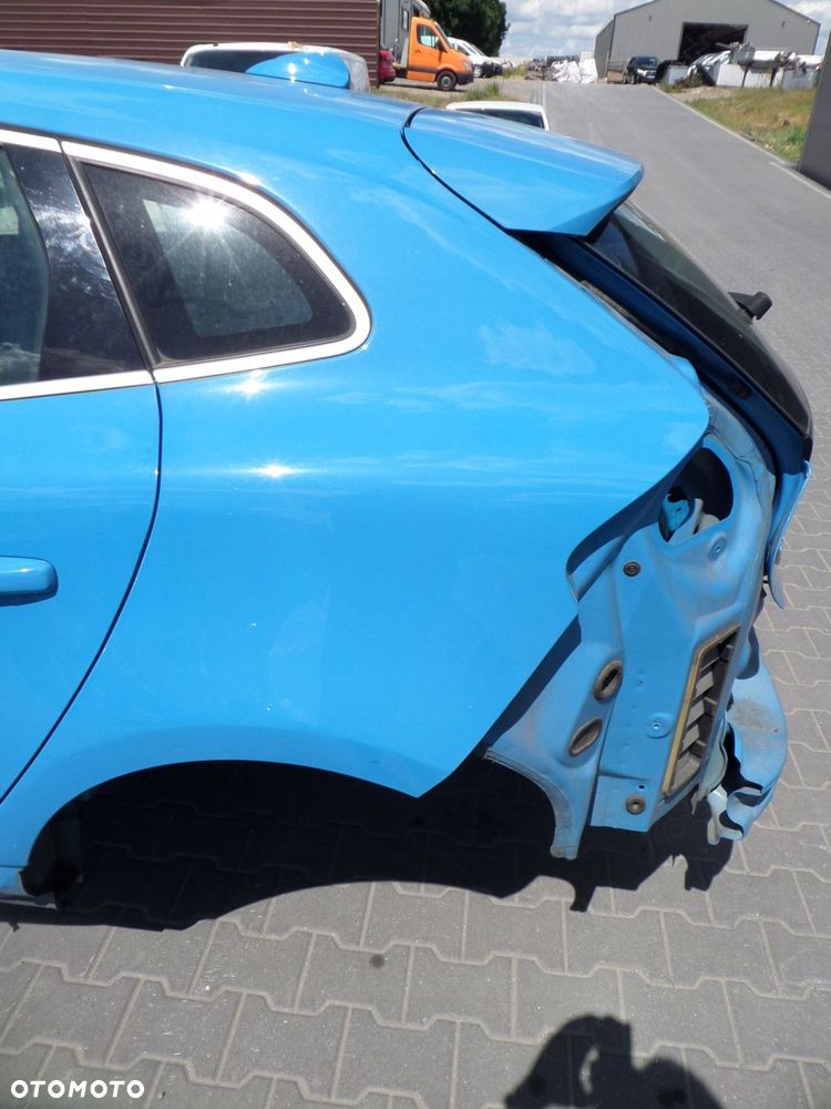 błotnik tylny lewy volvo v40 ii 2012-2019 tył ćwiartka rebel bule 61900 - 1